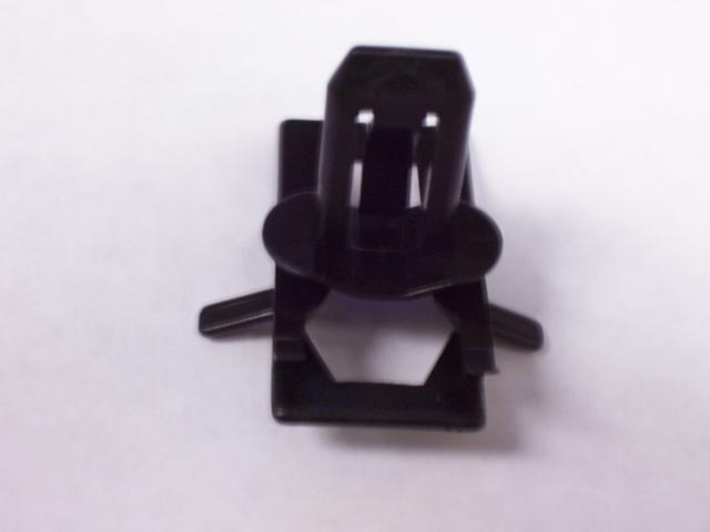 headlinerclipfront.jpg