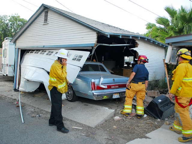 crash-garage-07-02-09-1.jpg